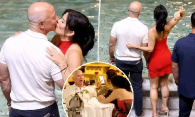 Bezos and Lauren Sánchez share sweet k